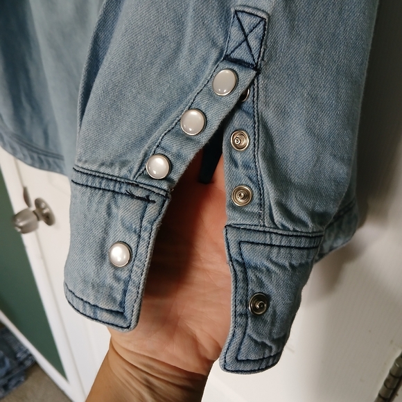 Free People Oversized Denim Shirt - Picture 4 of 9